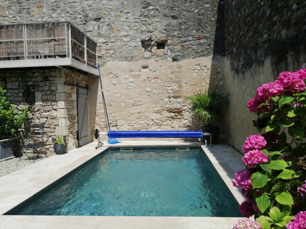 Gîte d'Emeline Bourdic Exterior foto